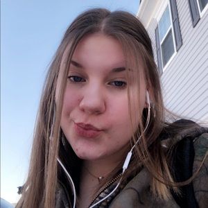 Meet your Posher, Maddi